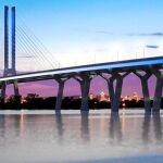 Puente de Champlain sobre el río St. Lawrence en Montreal (Canadá)