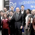 Camps y Miró presentaron la tarjeta rodeados de deportistas