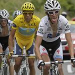 Contador: "He preferido no arriesgar al final de la etapa"