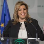 La presidenta de la Junta de Andalucía, Susana Díaz, en su intervención durante el acto de toma de posesión del rector de la Universidad de Sevilla, Miguel Ángel Castro Arroyo