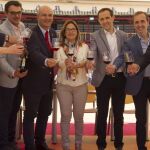 Felipe Nalda, Tomás Bien, Jorge Llorente, Mayte Martín y Conrado Íscar, entre otros, brindan con un vino de Toro