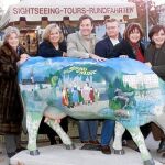 Una unión indisoluble: Los siete hermanos son grandes amigos y se reunieron en Salzburgo para celebrar los diez años del filme. Karath es la primera, a la izquierda