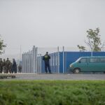 Las autoridades croatas anunciaron ayer que, tras el cierre de la frontera húngara, iban a reorientar hacia Eslovenia la ruta de los refugiados.