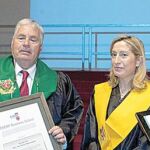 La escuela de negocios Eserp premia a Ana Pastor por su trayectoria política