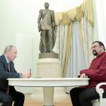 El actor, nombrado por Rusia embajador cultural con EE UU, afronta ahora su misión más arriesgada: limar diferencias entre las dos naciones / Efe