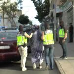 Edificio de Lanzarote, donde una mujer española, conversa al Islam, ha sido detenida acusada de radicalizar y reclutar niñas y adolescentes.