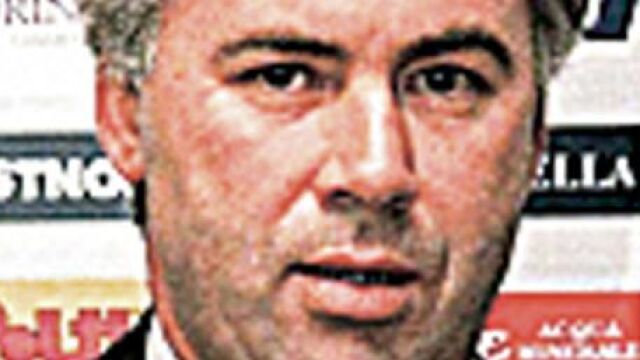 Galliani asegura que Ancelotti no se moverá del Milan