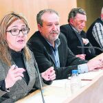 Mayte Martínez preside la reunión junto a Raúl Rodríguez y Miguel Alejo, entre otros