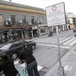Las señales informativas no indican las zonas por las que los vehículos deben salir del centro