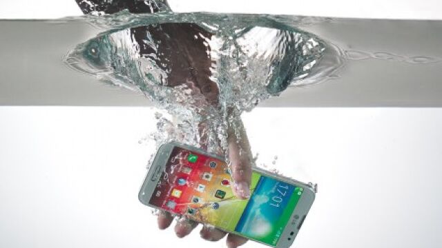Móviles «water resistant»