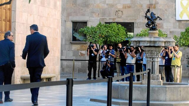 Quim Torra y Xavier García Albiol se reunieron ayer en la Generalitat dentro de la ronda de contactos del president