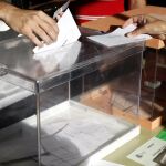 Votante cabreado, la Reina y OLE