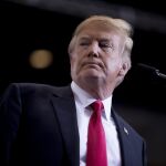 El presidente de EE.UU., Donald Trump, anunció hoy la imposición de aranceles del 25 % a importaciones chinas por valor de 50.000 millones de dólares