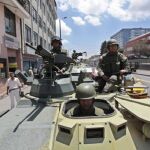 Cerca de 50 detenidos por la sublevación contra Correa