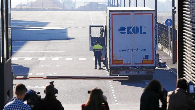 El camión con los diez inmigrantes kurdos ocultos partió de Esmirna, una ciudad portuaria del oeste de Turquía