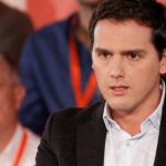Y los votantes de Cs vuelven a PP y PSOE