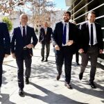 El presidente de la Comunidad, Fernando López Miras, a su llegada al encuentro de trabajo con empresarios de Alcantarilla