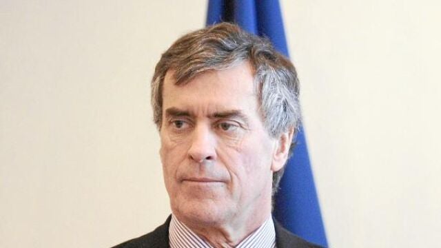 La Comisión afronta las primeras críticas por su apoyo a España