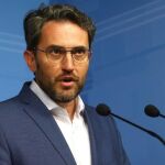 El ministro de Cultura, Máxim Huerta, anuncia su dimisión durante su comparecencia esta tarde en la sede del ministerio. EFE/Rodrigo Jiménez