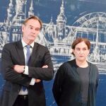 Ada Colau con el alcalde de Leipzig (Alemania) donde está de viaje para conocer su gestión en la acogida