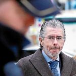 Francisco Granados, ayer, a su llegada a la Audiencia
