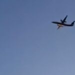 El avión poco antes de estrellarse