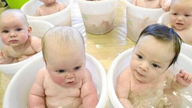 La alusión a los bebés protagoniza la parte sobre la Salud Reproductiva de la Estrategia del Gobierno