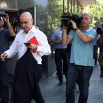El líder de UDC, Josep Antoni Duran Lleida, abandona el pasado día 17 la sede de su partido sin hacer declaraciones