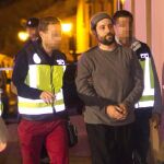 Imagen de archivo de Daniel Pérez Berlanga tras ser detenido por empotrar su coche con explosivos contra la sede nacional del PP, en la calle Génova de Madrid