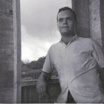 El biógrafode John Kennedy Toole (en la foto), Cory MacLauchlin (en la imagen de la derecha), ofrecerá una conferencia en Madrid