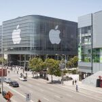 Apple tropieza por primera vez desde 2003