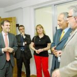 Un equipo formado por un médico y dos psicólogos atenderá a los padres que acudan al centro de ayuda de Móstoles