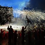 Imagen de la celebración de un “correfoc”