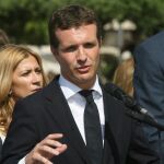 El presidente del PP, Pablo Casado, tras el acto de homenaje a las víctimas de los atentados terroristas del 17A/Foto: Efe