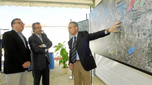 Contreras y Cerdá visitaron ayer los cinco colectores de Molina