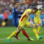 Partido inaugural de la Eurocpa entre Francia y Rumanía