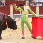 La baja de Perera deja el inicio de San Miguel en un mano a mano sevillano