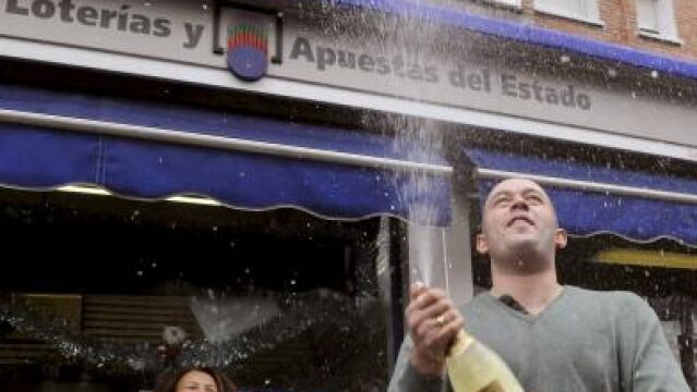 Un ritual mágico lleva la suerte a Alcorcón