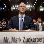 Mark Zuckerberg, durante su comparecencia ante el Congreso de EE.UU. / AP