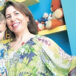 Inmaculada Gilaberte: «Tener hijos mejora el cerebro de las madres»