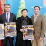 El concejal de Fiestas y Cultura Popular del Ayuntamiento de Murcia, Rafael Gómez (derecha), en la presentación de la sexta edición