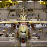 Imagen de un A400M en fase de producción en la planta de Airbus en Sevilla.