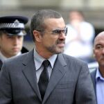 El ocaso de George Michael: a la cárcel por conducir drogado