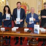 Alberto de la Rocha, Ana Redondo, Óscar Puente, Celso Almuiña y Miguel Ángel Matellanes presentan la novela premiada