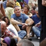 «Abrazo gudari» de Batasuna a ETA en la marcha de Bilbao
