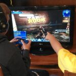 Los expertos recomiendan no estar frente a una pantalla más de dos horas y eso incluye televisión, tablet y teléfono