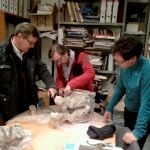 Investigadores trabajando en el Museo de Salas de los Infantes