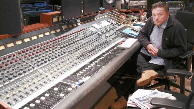 Paco Ortega: «Un disco de poesía no tiene por qué ser aburrido, elitista o cultureta»