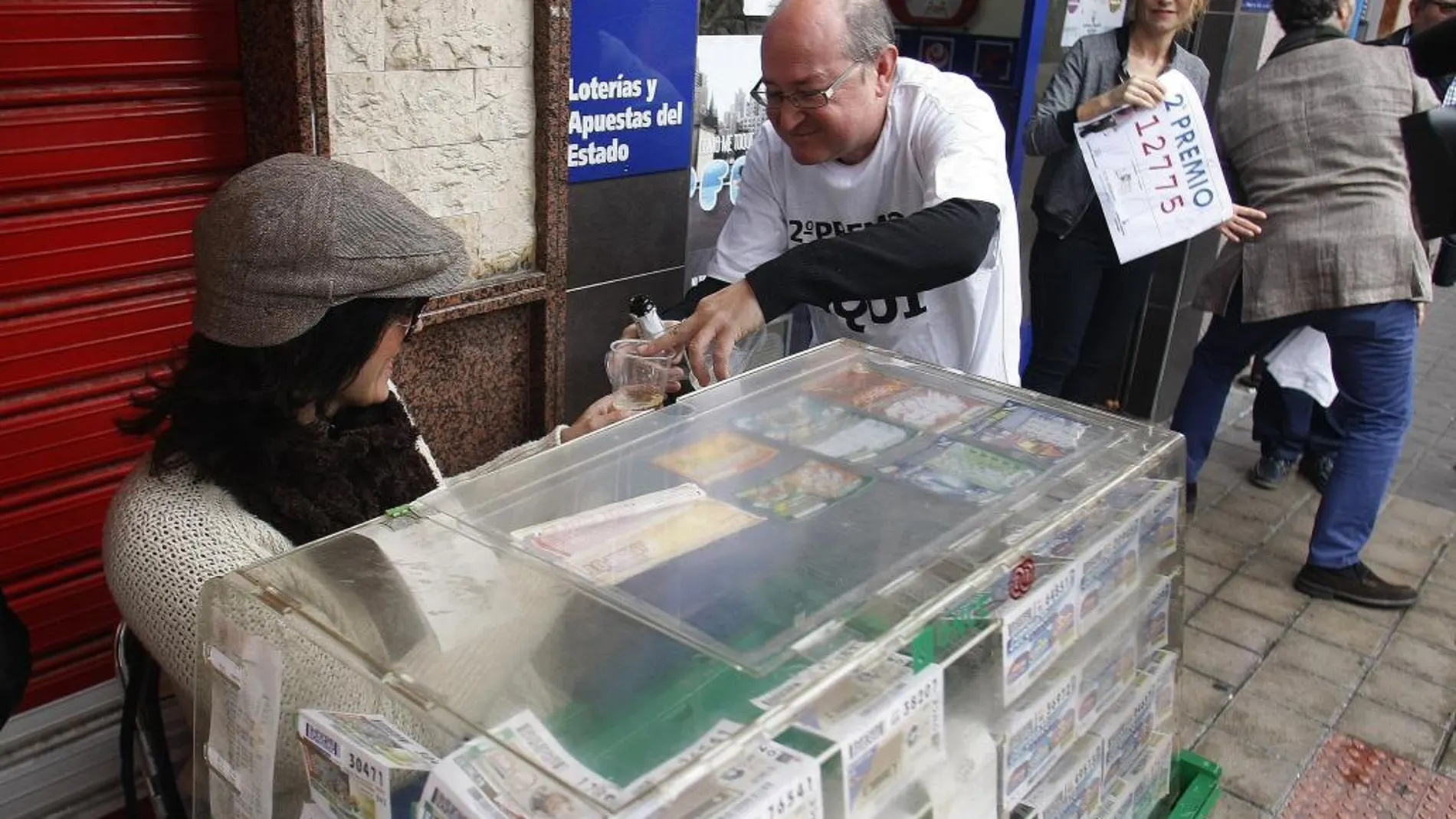 La tercera tabla deja un quinto premio a la espera del «Gordo»