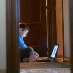 Entre 2.500 y 3.000 alumnos de 15 años puede tener adicción al móvil